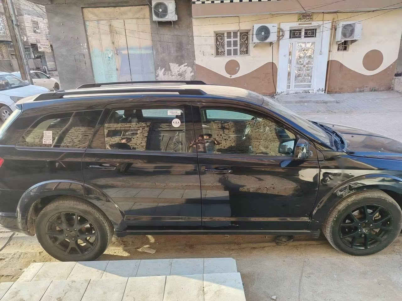 السلام عليكم دوج جورني 2015 وارد امربكي 6سلندر 3600 7راكب فول مواصفات GT ما عدا الفتحة حادثها جاملغ وبنيد وصور الحادث موجوده بل منشور رقمها ذيقار انكليزي سنويه حدها لل27 عنوان السيارة النجف الاشرف السعر 90 وبيها مجال  للأستفسار ***********

نص مكتوب في الصور:
- AutoAuctionHistory.com