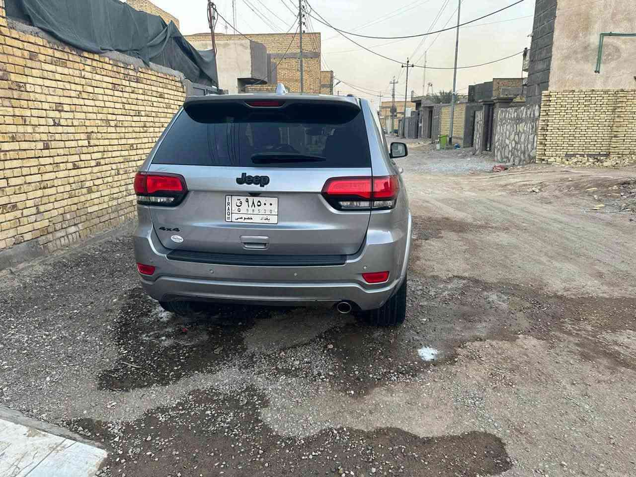 المحرك: 6 سلندر (V6) سعة 3.6 لتر (بقوة ~290 حصان).
ناقل الحركة: أوتوماتيكي بـ 8 سرعات.

 نظام الدفع: متوفرة بدفع رباعي (4WD) 

 التصميم الخارجي: جنوط ألمنيوم مقاس 17 أو 18 بوصة، مصابيح ضباب، وقضبان سقف.

 المقصورة والتقنية: مقاعد قماشية (تأتي جلد في بعض الحزم)، 

شاشة لمس قياس 7 أو 8.4 بوصة تدعم Apple CarPlay و Android Auto، وتكييف أوتوماتيكي ثنائي المناطق.

 الأمان: وسائد هوائية متكاملة، كاميرا خلفية، حساسات خلفية، ونظام الثبات الإلكتروني (مع خيارات لمراقبة النقطة العمياء).

فتحة ب القماره

حساسات ب المرايا
ماشيه ؛ ٨٥
موديل ٢٠٢٠
رقم الهاتف ***********

