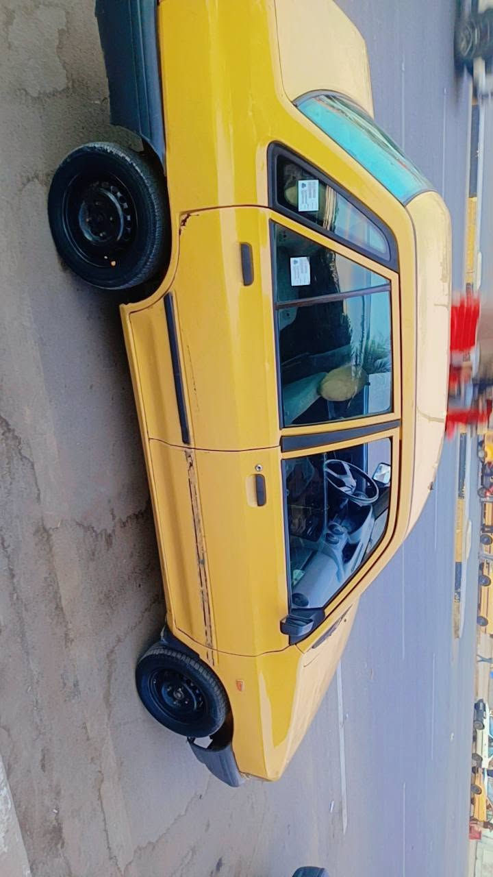 ٢٠١٢ • مكينة دخان خفيف • ضربة خلفية