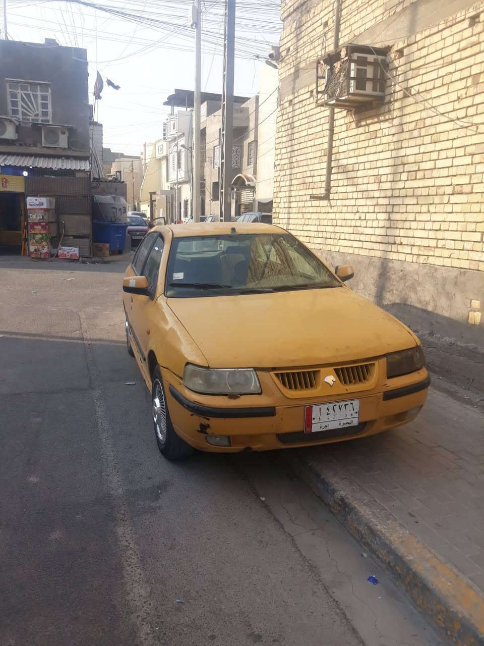 سلام عليكم للبيع سمند موديل 12 سياره حلوه حداديه جديده ماعده مكينه بيها كازيكت رقمه بصره هيها وغرامات كله مصفره سعره 15 وبيها مجال مكان سياره بصره هذا رقمي ***********
