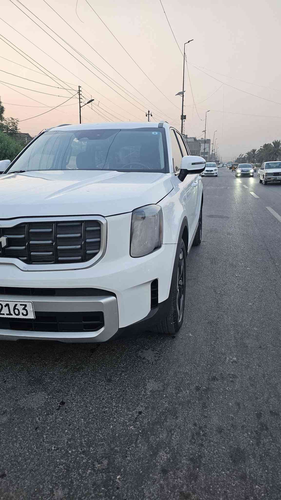 السلام عليكم شباب كيا تلراد فول موصفات  فتحه كشن جلد  ٧ راكب مكينه ٣٨٠٠  شحن واير ليس  جنطه شفط تشغيل عن بعد اهواي بيها موصفات موديل ٢٤ بغداد بسمي حره بيها جاملغ وبنيد  صبغ.   السعر ٢٥٠    ***********
