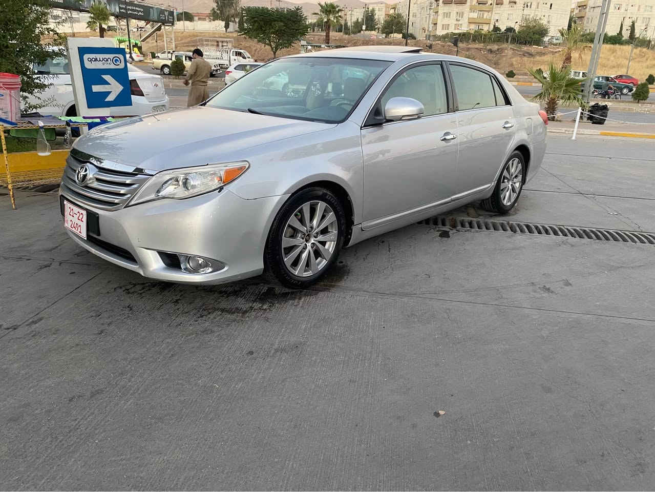 ئةڤةلون ٢٠١١براوة بي بوياخة سةيارةكة مواسةفات بةسمة پةردة كوشن ساردو گةرم كوشن غةزن جلدو ئاوينة هيتةر شاشةو كاميرا بيلاد فول مواسةفاتي ئةمريكي شتي لوك ماشةلا لة ساغ جوانترو پاك ترة بي بوياخة سةيارةكة تةنها جةمةلةغةكاني دواوة بوياخة بة شانةكةوة ماباقي بوياغي نية زور جوانة لةرةسمةكان جوانترة بارجةكاني نوكةدةرزي نية هيج ليدراني نية زور نازدارو تازةية ناوي شوشةية ديارة تةبريدو گيرو مةكينة بة شةرت شتي وا لة زور كةمة بي بوياخ بةس بونيدةكةي ٥ گةلا ئةكات لة سليمانيم ***********سعري ٧٩ $معامةلةيةكي زور كةم تةلةفون مةكة بلي هةية بة ٧٠ من بي بوياخةو لوكة ريزم هةية السليمانية, العراق
