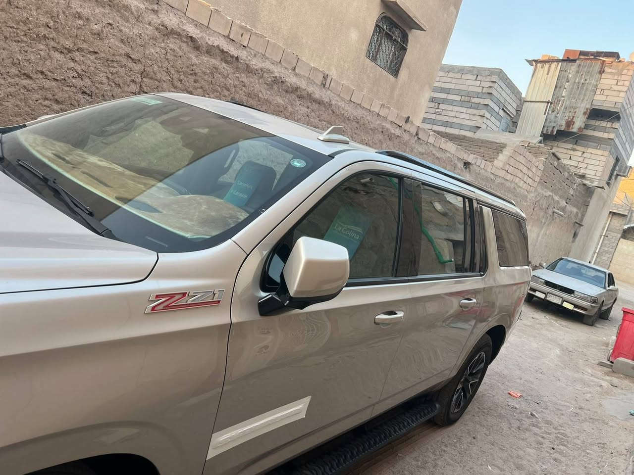 السلام عليكم 
سوبربان z71
فول الفول حادث جاملغ خلفي جاهزة السيارة للاخير بغداد, العراق
