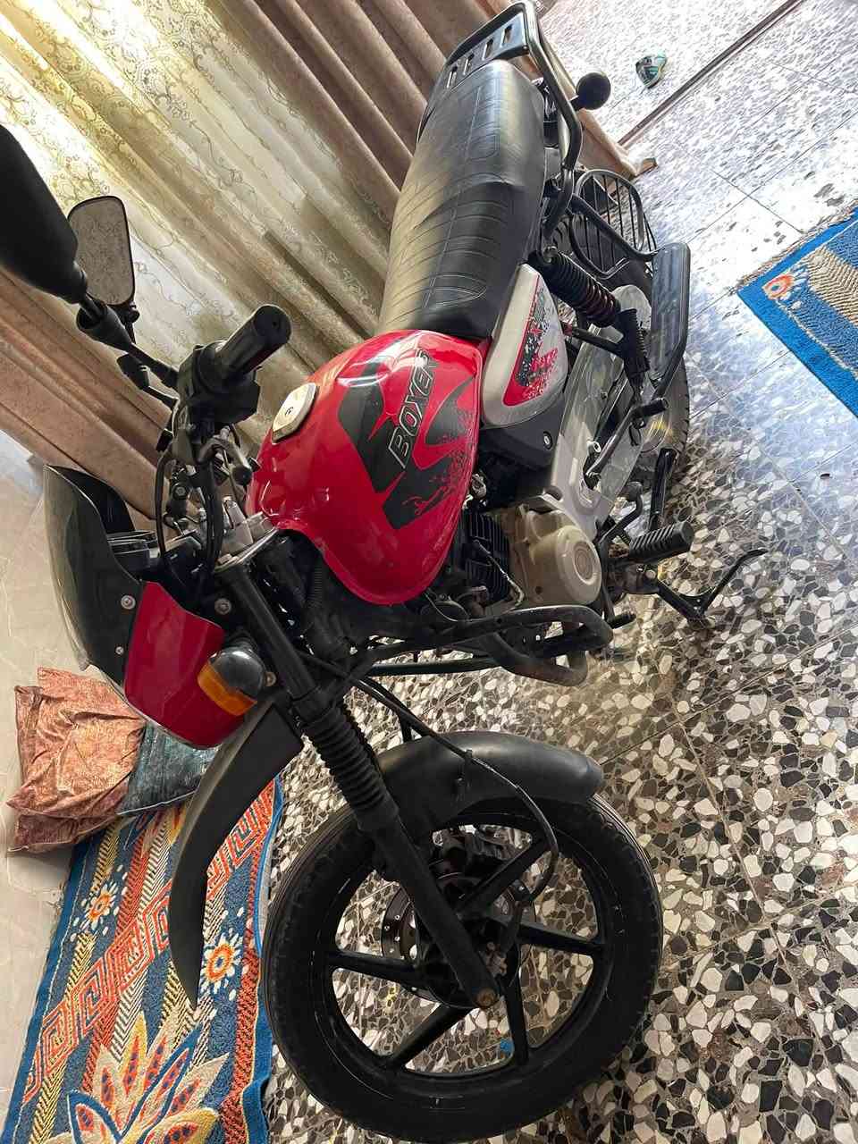سلام عليكم بوكسر. 23  لبيع. وراق ضايعه تكفلك.  لترقيم.   صال يومين من جفتهه. والله كله شركه  سعر مليون. و100 وبيهه مجال شي بصيط خابر وتدلل ***********
