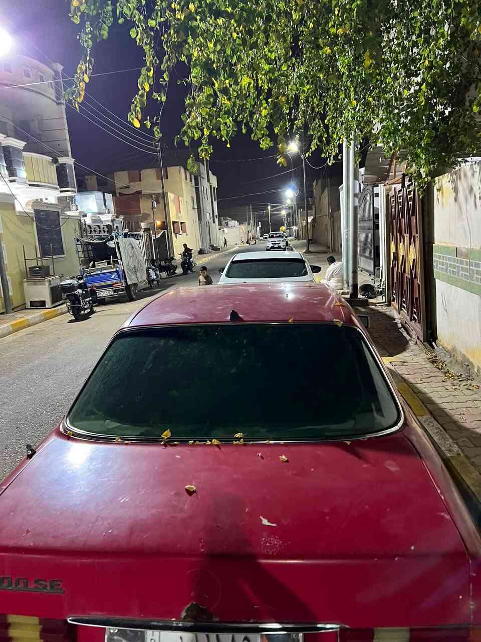 يوجد مرسدس موديل 91
محرك بطه كير بطه  
تجي جيك تخذ 
اده اكو مراوس سياره احدث عادي خلي يجي خاص 
مكاني الرمادي تاميم 8اشباط 
***********

