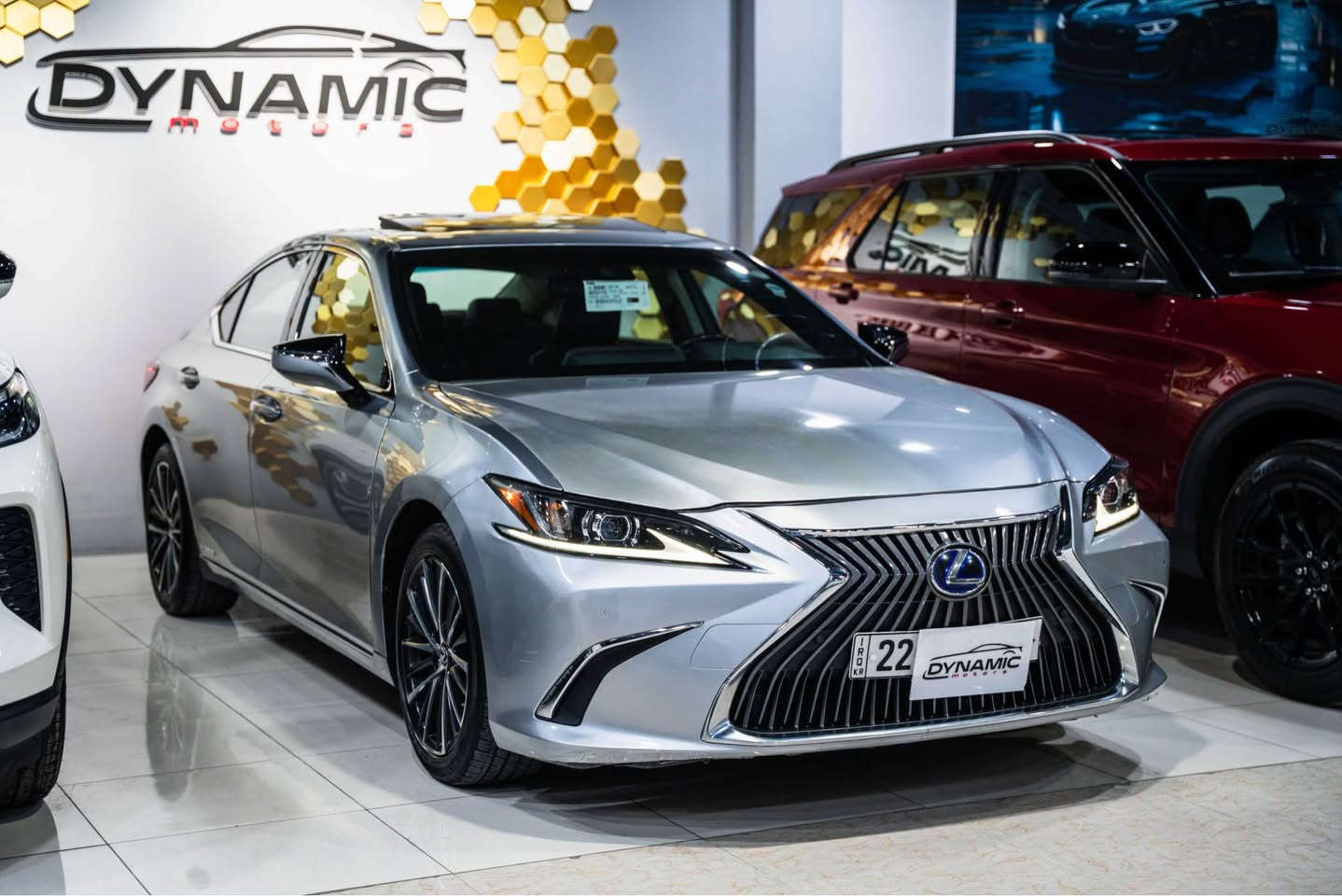 2022  LEXUS ES 300 HYBRİD 🔥🔥

‎موديل :2022
‎‏‎عدد الأميال :42,000ميل كم
‎مواصفات : فول 
‎‏‎سلندر :  ٤سلندر هايبريد  
‎‏‎لون :  سلفر 
‎لون داخل : اسود
‎ضرر: نص قطعة
‎ارباك:ستيرن و بردة  
 سيارة رقم اوبيل
‎مكان اربيل  شارع حديد و خشب قريب جامع جليل خياط شركة  دايناميك موتورز 
‎‏‎من المعلومات الرجاء التصل علي وتس اب
                                                                                             *********** أربيل, العراق
