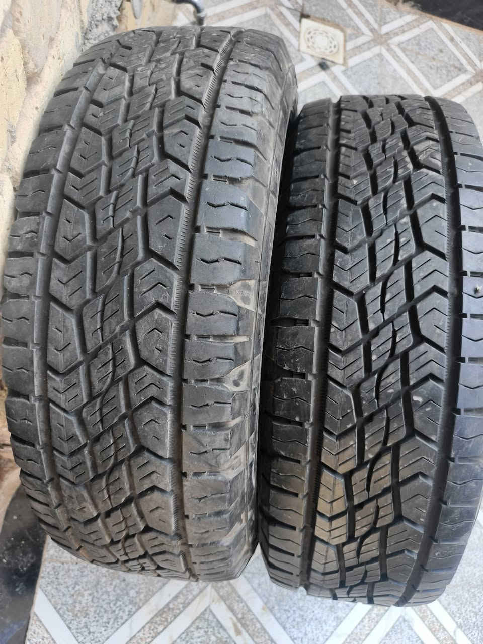 طقم تايرات • ٢٢٥/٦٠R17 • الشطره