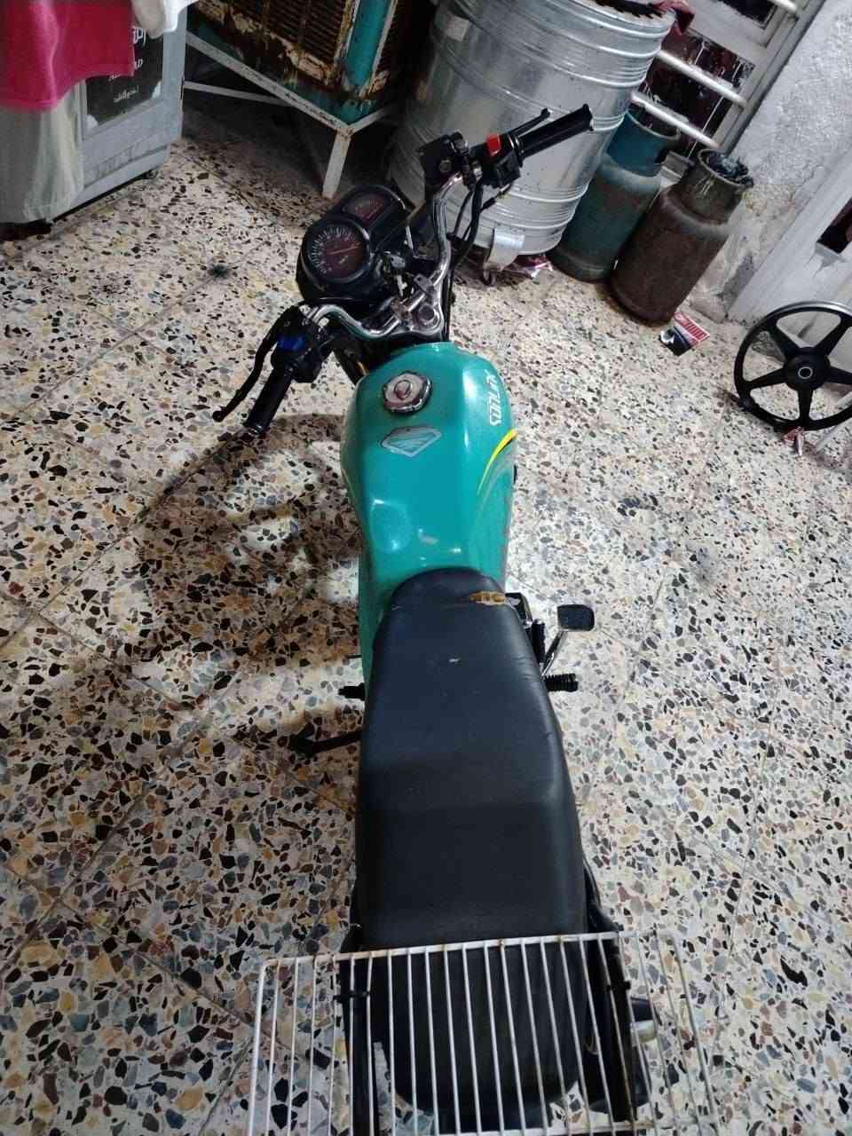 سلام عليكم دراجه يراني سونك ماكس وان درجة نضيفه مكينه ما مفتوحه دراجه موديل 23 وياه ويل جديد دراجه نقصه باتري او شاير لوره دراجه مدفوع كمركه يعني تترقم اوراقه كالمله رايده 600او 50 أو بيه مجال حك جيه مكاني بغداد حي النصر رقمي ***********
