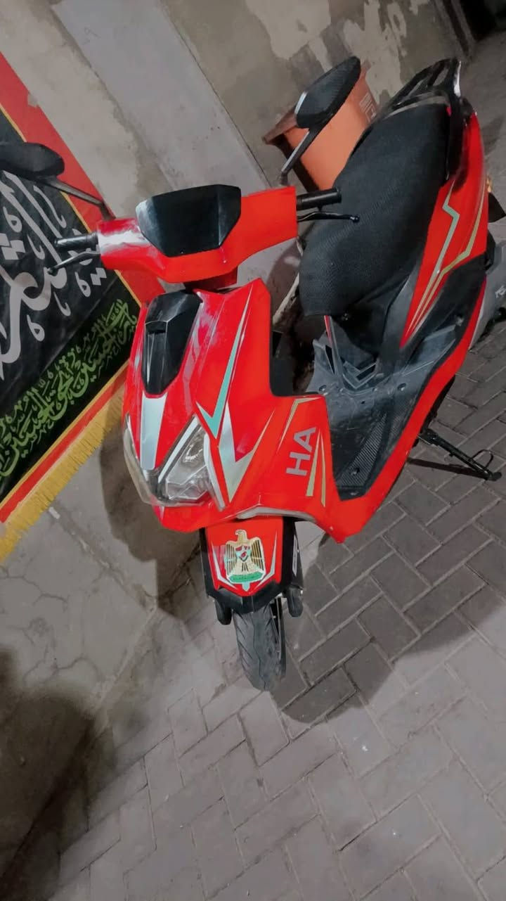 السلام عليكم 
مكلف بالنشر الدراجة مو الي اتصل عالرفم الموجود راعيها دراجة 🚲 سكنس شحن السعر 950 الف بغداد مدينة الصدر قطاع 69
*********** ابو علي
