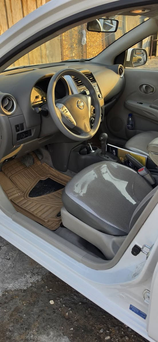 السلام عليكم نيسان سني هندي بليته الزركه موديل ٢٠٢١ بغداد بسمنه سياره حلوه اونضيفه ماشيه ٨٢ السعر ١١٠ بيه مجال للطيبين الاتصال ***********
