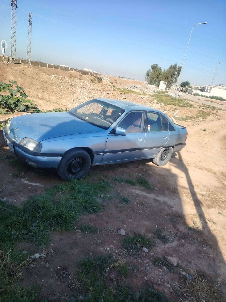 السلام عليكم
للبيع موديل 90 ورقة بانزين بي  السعر  17 وبيها مجال صاحبها موجود بكركوك

***********
