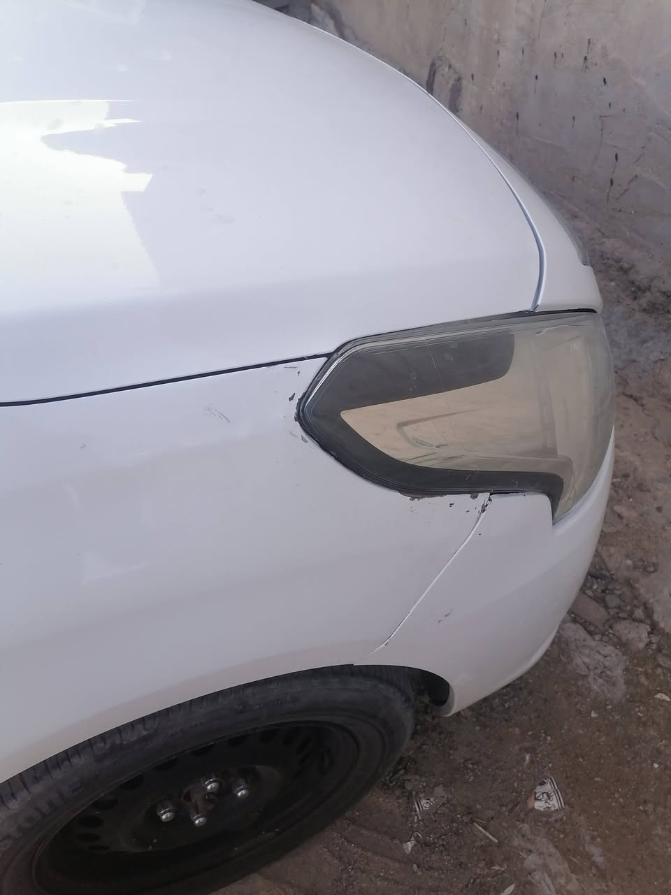 السلام عليكم. نيسان صني هندي موديل ٢٠٢٤.عدد المسافه ٦٤ الف... مطيحه. قرب مدرسه الهدف. سيارة بيه باردات وضربه خفيفه بل خلف يعني مامتأذي صندوق.. تجي تشوف بعينك... سعر ١١٠ قفل.. ***********شركه شيروان. معرض الرحمه... سنويه نهايه ٢٠٢٩..اربيل
