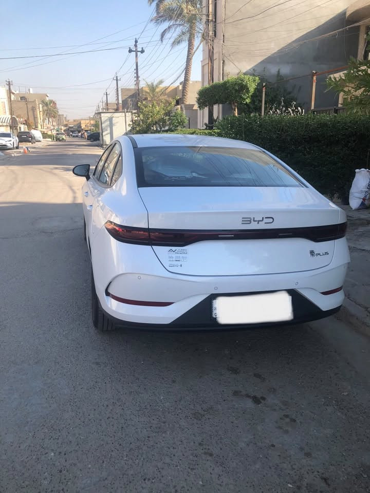 السلام عليكم
للبيع BYD كن بلاص 2025
داخل أبيض مكفولة كفالة عامة 
زيرو بعدها بحالة الوكالة 
رقم بغداد وبأسمي 
أرضية جلد وباقي المواصفات المعروفة 
ماشية 2000 وقابل للزيادة 
مكاني بغداد الكرخ 
السعر /21مليون وبيها مجال 
هــ ***********
