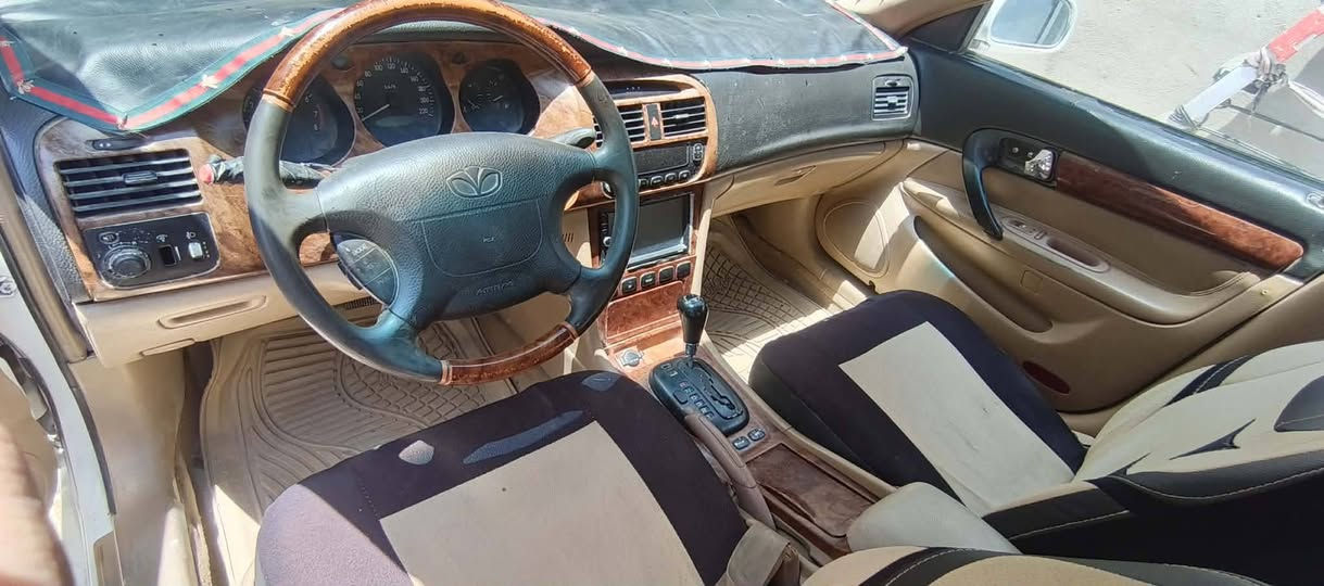 اعيد النشر بسبب الوعود الكاذبه
سياره دايو ماكنوس موديل 2000  
محرك 2000 مفتوح 
كير ميكانيكي مو كهربائي يعني المرغوب 
رقم بغداد بسمي نكليزي 
سياره مصبوغة عام تعمير جديد
حداديه بحاله جيده 
بتري جديد 
كهربائياته كله شغاله 
تبريد منظومة جديد بس راديتر بي مشكله يعني ابيع تبريد ما يشتغل 
سياره حلوه نقصه بس بوليش لن من صبغته ما بلوشته 
السعر 35 وبيه مجال بسيط ولموشراي لا يخابرني 
الاستفسار  الإتصال على رقم 
***********
مكان سياره بابل الحصوه
