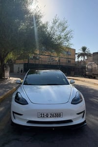 تيسلا موديل 3 وارد امريكي 2023 singel motor  ماشية 40 الف ميل رقم بغدا...