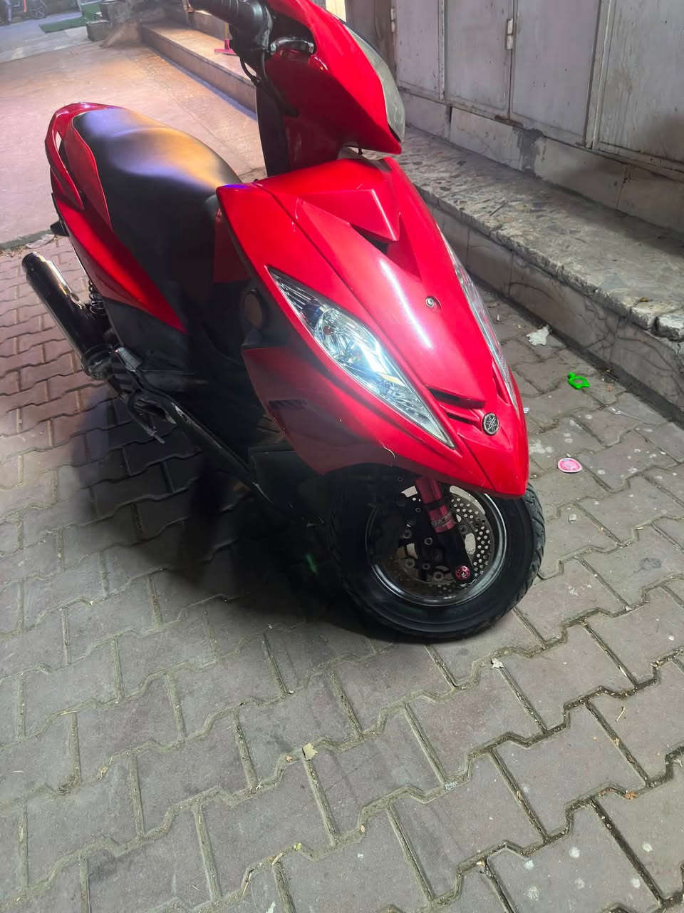 السلام عليكم دراجه GTR للبيع دراجه بيه صدر رياضي وفج رياضي ودبلات خلفيه رياضيه وكلجات رياضيه كفرات بلاديه كهربائيات كله شغاله دراجه بلاديه ما مفتوح بيه برغي السعر خاص *********** هذا رقمي واتساب متواجد

