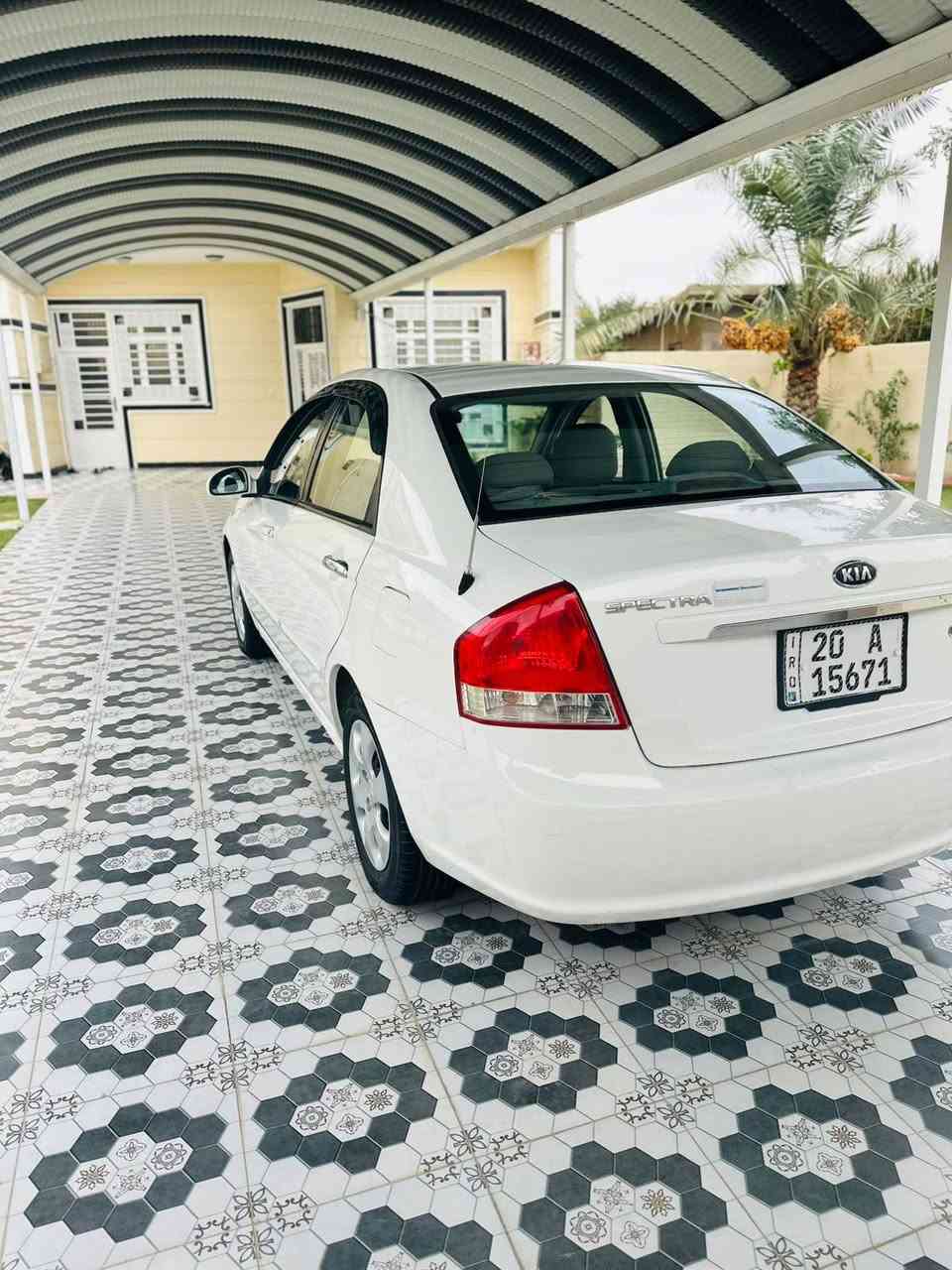 سبكتره • ٢٠٠٩ • بيه قطعه