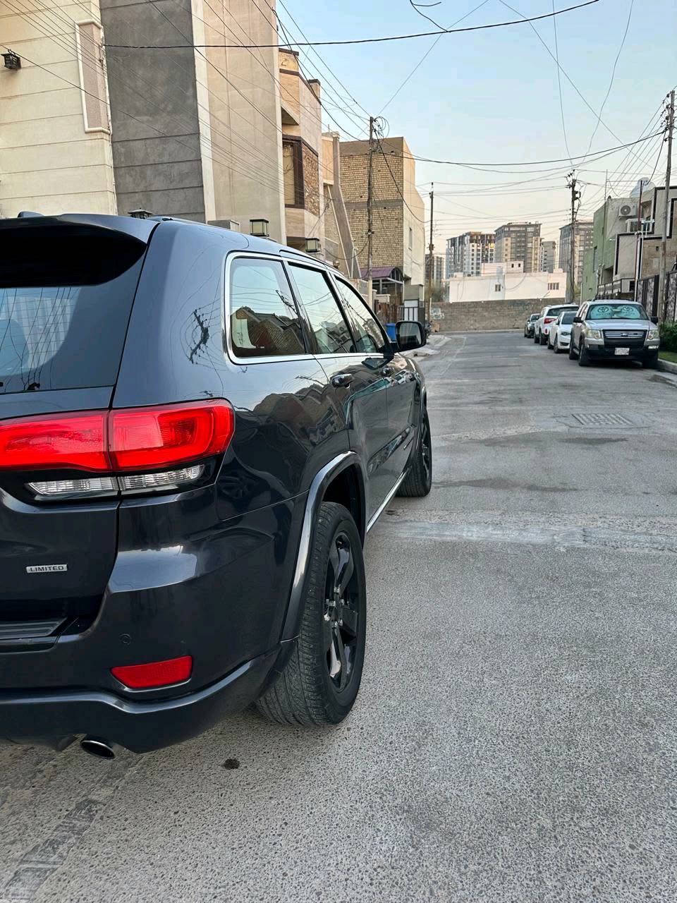 🚙 جيب (Jeep) جراند شيروكي Blacktop موديل 2015

🖤 اللون: أسود كاذب مميز

✨ السيارة نظيفة جدًا

✅ المواصفات:
• سلايد (فتحة سقف)
• LED نهاري
• ويل كب Blacktop
• كشنات جلد وكنتارة أصلية
• شاشة كبيرة
• تشغيل عن بُعد

📸 صور حادث أمريكا مرفقة وموضحة بالكامل للشفافية.

📍 المسافة المقطوعة: 133 ألف

📝 التسجيل: باسمي – رقم بغداد ألماني

📍 الموقع: بغداد – حي الحسين

🔄 أقبل المراوس حصراً مع جراند شيروكي Blacktop موديل (2023 أو 2024)، رقم بغداد، حرة.

📞 للتواصل والاستفسار:
***********