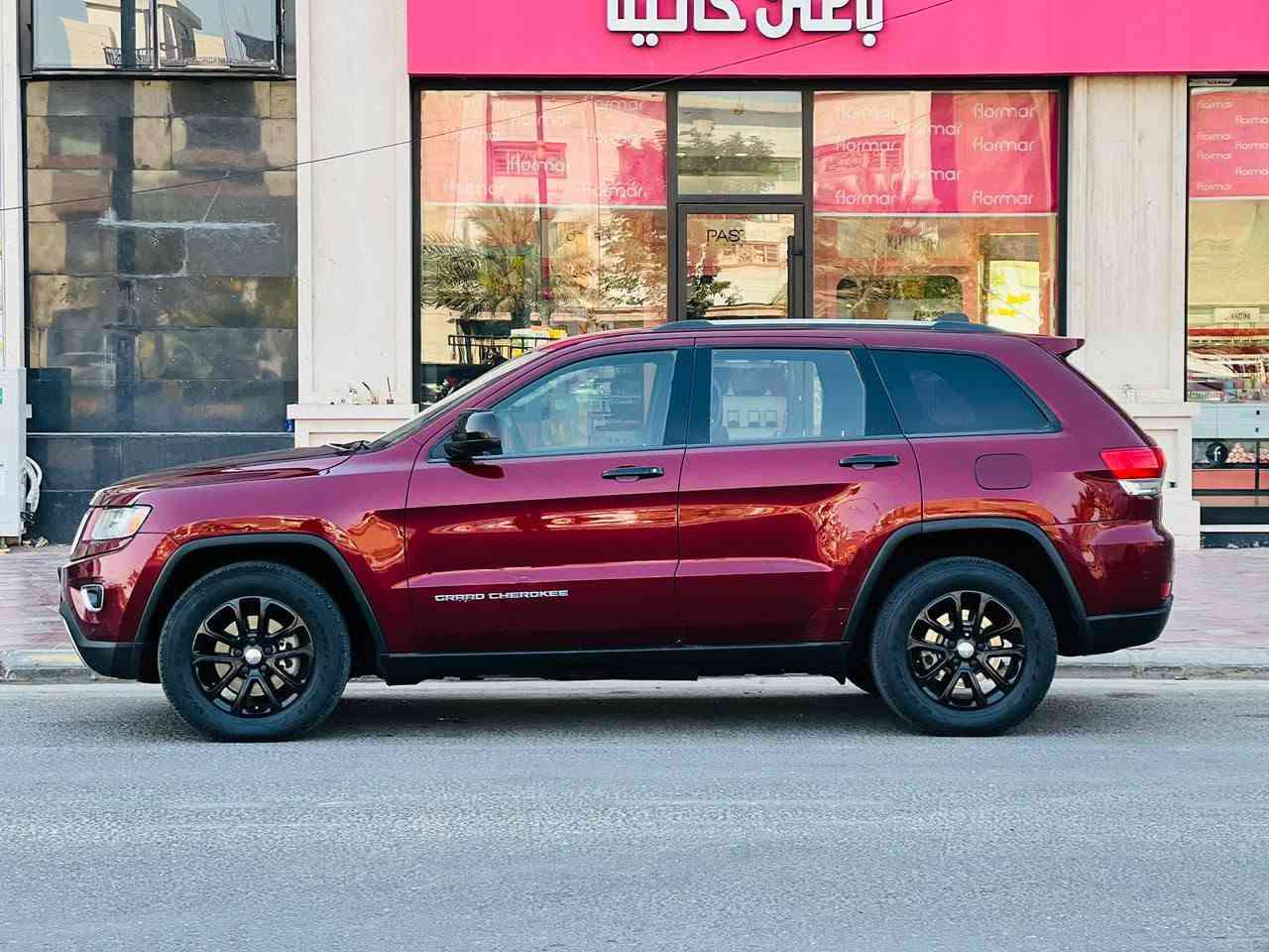 جيب لاريدو مديل 2017 سعر 173 قابل للتفاوض الاستفسار اتصل *********** وارد أمريكي حادثها خشم البنيد فقط وصور الحادث مرفق مع صور مواصفات فول واحد على واحد فتحه سقف تحكم ستيرن شاشه كبيره كامره خلفيه كشنات كهربائي شفتات ستيرن سياقه ذاتيه اشاير مري شفط حساسات امامي وخلفي كشنات تدفئه تبريد مكينه سته 6️⃣ سلندر مكينه وكير مكفولات حداديه جديده تخم تاير تبريد ثلج ❄️ رقم بغداد مشروع وطني سنويه ل 29 مكان سياره كربلاء
