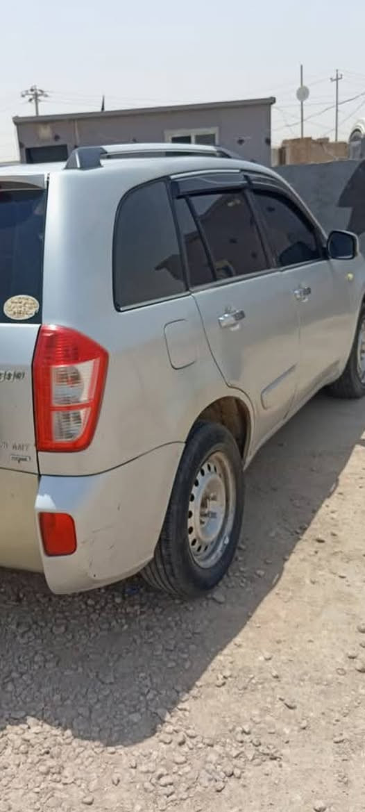 السلام عليكم للبيع سياره تيكو ٢٠١٣ رقم مثنى نكليزي بسمي محرك بي خيط بخار بس لادخان ولاتنقيص كير جديد حداديه جديده تخم تاير مظومت تبريد جديده السيارة جاهزة على اخر حبايه  بيهه ظربه بين الجاملغ والباب جهه السائق @واظحه بالصوره مكان السيارة المثنى السماوة مركز المدينة للتواصل اتصال فقط لأن مامتواجد ع نت *********** السعر ٤٥ وبيه مجال حك الجيه

