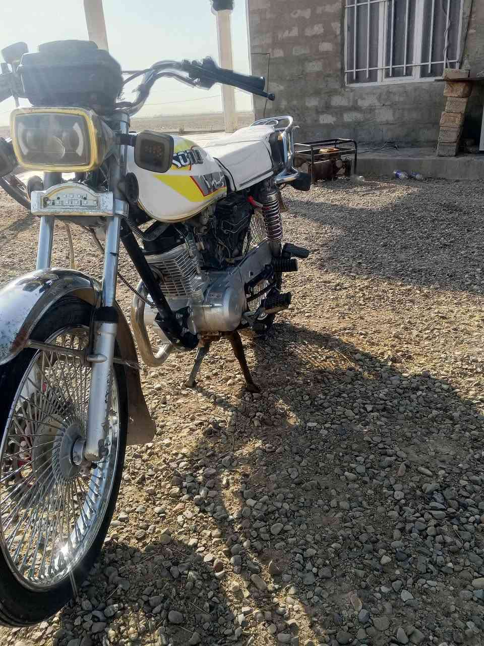 دراجه للبيع 4 جير موديل 2023 سعر 400 وبي مجال الاستفسار ***********
