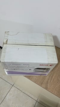 طابعه من ماركه  xerox جديده غير مستعمله اصليه كامله  تنربط على الراوتر...