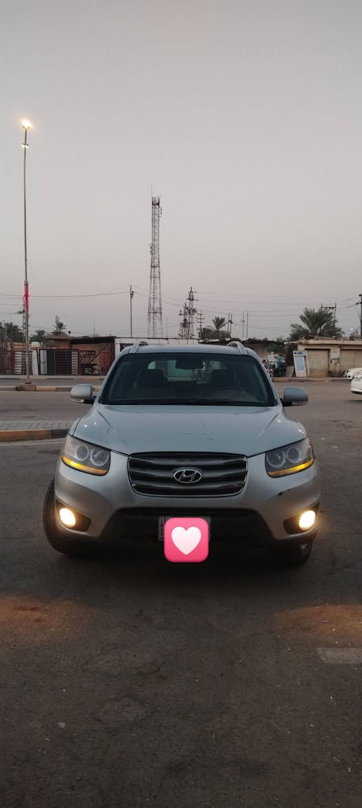 السلام عليكم 
سنتافي 2010خليجي، 6سلندر 3500
فول مواصفات 1/1 رقم بغداد سنويه ل 2028
بيها مكانات صبغ السعر 128وبيها مجال 
للاستفسار ***********
العنوان واسط الزبيديه
