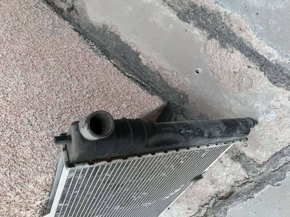 راديتر دايو سلو  اسبرو للبيع السعر 40  مستخدم  قليل رقم ***********
عنوان النهضة
