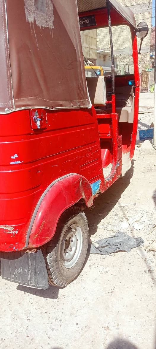 سلام عليكم شباب تكتك للبيع مال شغل مو مال جمبزه وتحك تايرات محرك خير من الله تكتك اوراق كامله اصليه وبسمي 2018 بيهه بدي مال 20 الشراي اهلا وسهلا مو شراي لايتعبني قفلهه من الاخير 3 ونص
*********** بغداد الغزاليه
