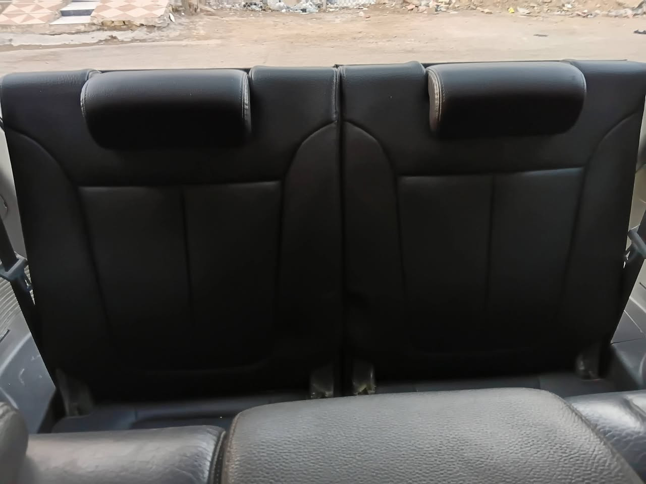 سنتافيه محرك كاز 4 مرغوب. فول موصفات ثلاجه تبريد قطعتين. متومه طبق اصل بيه حصت كاز بكل محفضات. سبعه راكب  سياره حلوه جهزه يحتجله فقط دعاميه.  مكان بصره
