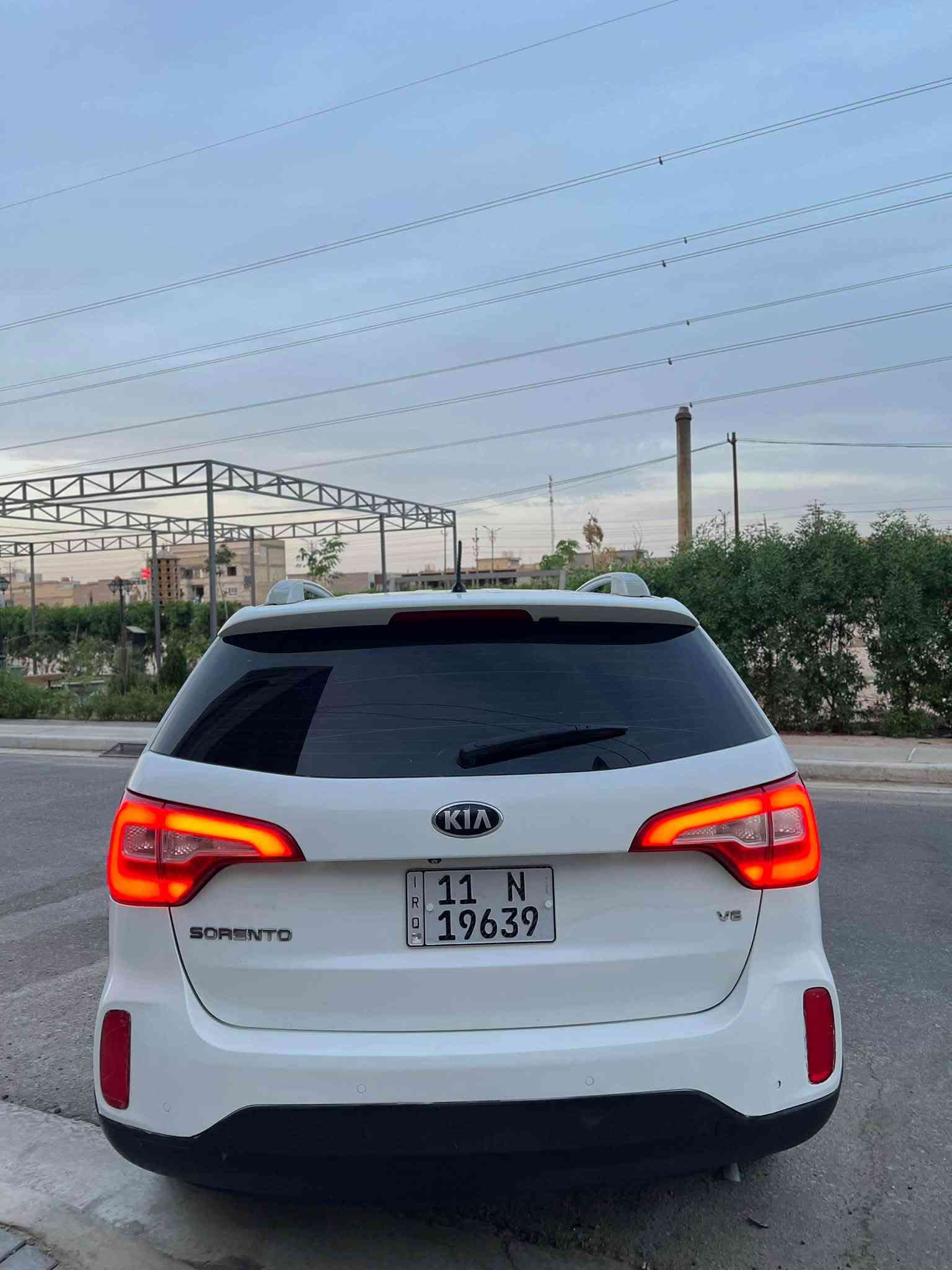 سلام عليكم للبيع كي سورنتو موديل ٢٠١٥ خليجي رقم بغداد دولي بسمي 

محرك كير مكفولات تخم تاير جديد تبريد ثلج ❄️ 

مواصفات السياره بصمه ٧راكب ٣قطع تبريد 
أشير مري مري شفط محركه ٦سلاندر ٣.٥. مري شفط 

لد امامي ولد خلفي 

سياره مكفوله كفاله من الصبغ  سوناره مرفق مع المنشور 

سعر السياره  ١٧٢وبيه مجال بسيط 

مكان السياره كربلاء 

لاستفسار الاتصال على الرقم ‭***********‬

‭***********‬
