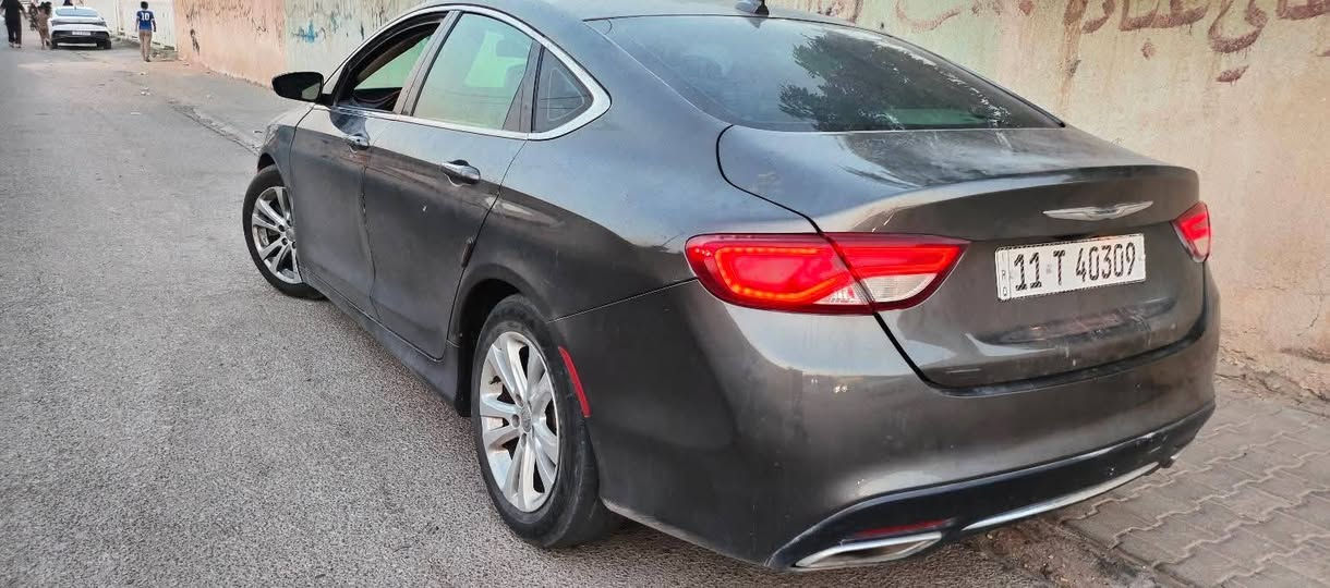 السلام عليكم
كرايسلر C200. 2015 للبيع
حادثها بسيط خلفي
إستوني صابغها بسبب ألون يجرد
المواصفات والتفاصيل: 
هزة جديدة وحدادية جديدة وسنوية جديدة
محرك 3600 V6
-كير ماوس 9نمر Zf
 -بصمة تشغيل + باب + جنطة+ بنراما قطعتين
-كيج اوباما بلاد
-شاشة كبيره + كامرة دوارة
-كشنات جلد اسود 
-كشنات كهربائي جهتين 
-كشنات هيتر
-سماعه الباين
-تبريد قطعتين
-كير S
-هند بريك بصمة + تلقائي مع الpark
-لايت عدسة ثلجي
-تحكمات ستيرن كاملة
-بدون جيك انجن 
 تاير و باتري جديد
السعر 90. وبيها مجال
رقم بغداد مميز 
مكاني نجف
***********
