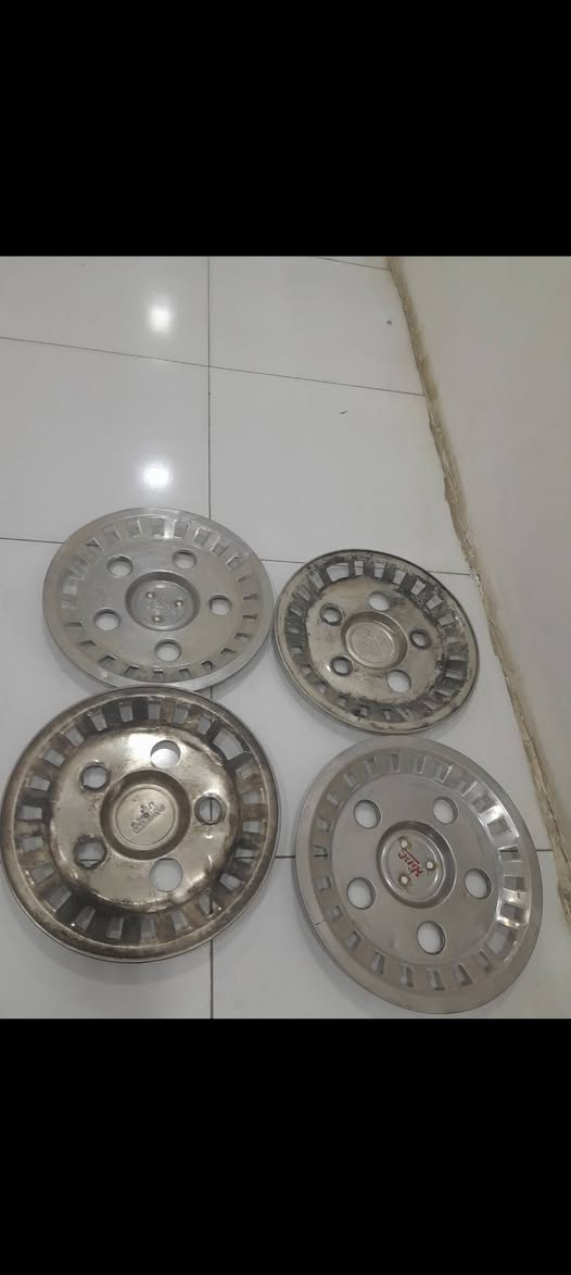 الـسلام عـليكـم 

عندي كبات كوستر ستيل اصلي نضافه 90% مكاني بغداد الجديده خلف مرور الرستميه السعر 80وبيهن مجال قليل للشراي للتواصل ***********
