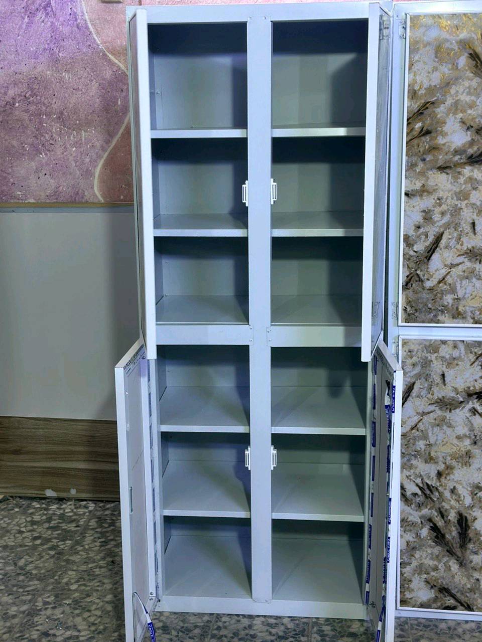 فقط الثابت متوفر ابو الجروخ ماكو

ديلاب المنيوم السعر 135الف النقل داخل بغداد مجاني أطراف 10 
الارتفاع ١٨٠ سم 
عرض ٧٢ سم 
عمق ٤٠  عمق 

نقل جميع محافظات ٢٠ الف