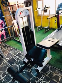 سيقان خلفي نائم للبيع بسعر 300 الف فقط  جهاز نضيف وشغله قوي  للتواصل (...
