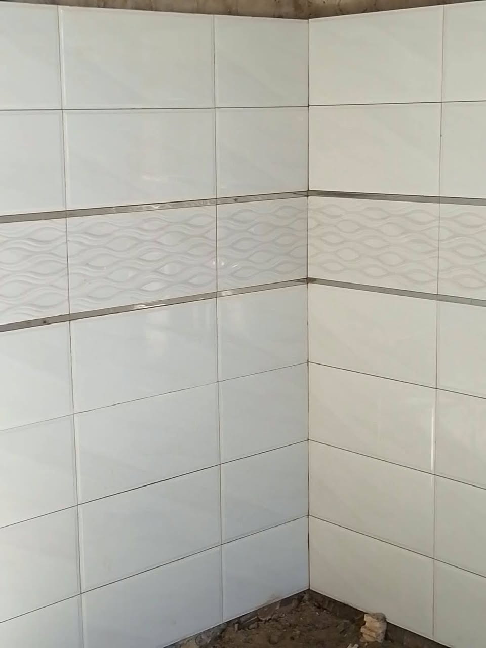 سلام عليكم لباخ من النجف جص ااسمنت اعكاده طابوك بناء بلوك بورك سيراميك ارضيه تطبيق سطح ***********
