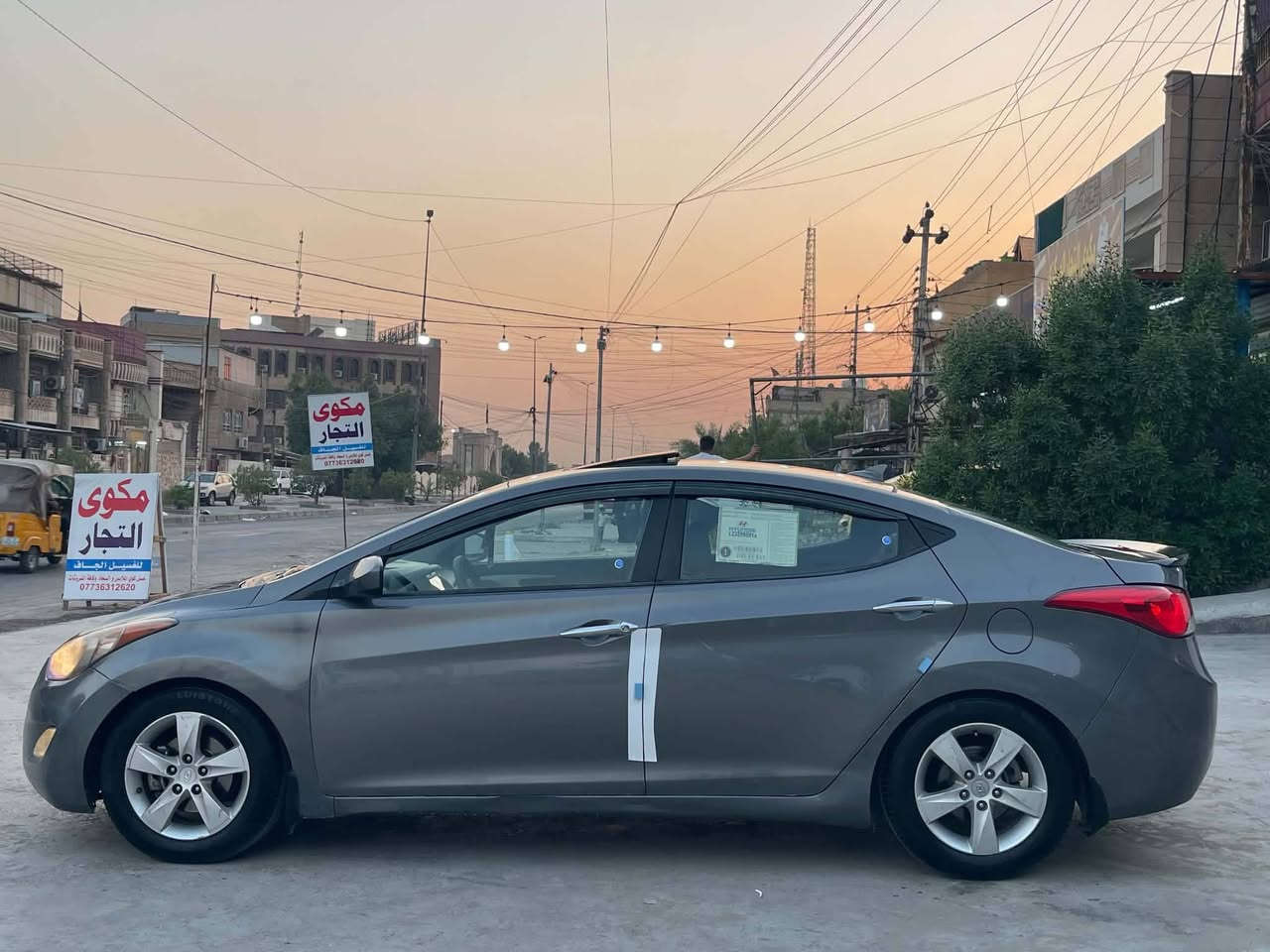 لنترا ٢٠١٣ وارد امريكي فول 
سعر ٨٨ بيهة مجال شراي 
حادثة جملغ بنيد بدون دواخل
موصفات 
فتحة سقف شاير بلمري 
تحكم ستيرن جهتين مانع نزلق 
كروس سرعة داخل لونين يدات نيكل شاشة جبيرة كامرة حساسات ويل كب ١٦ 
محرك ١٨٠٠ دوش لا تبخير ولا تنقيص
سيارة جاهزة ما بيهة اي نقص 
مكان سيارة بغداد الشعب
رقم بغداد اسمي تحويل ثاني يوم
رقمي  ***********

