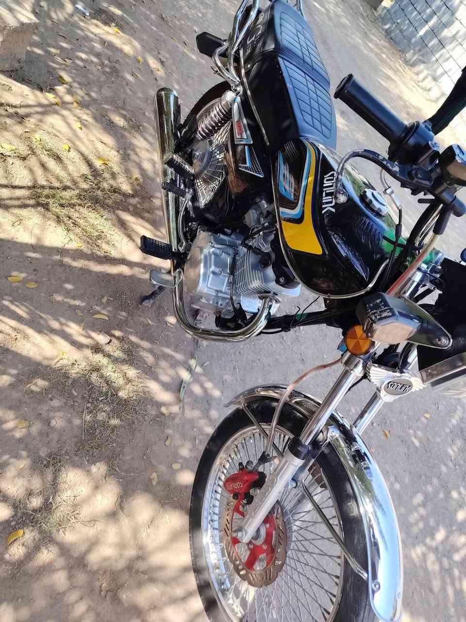 سلام عليكم  درجة للبيع موديل 25 دراجة  زيرو السعر 750 أو بيه مجال قليل المكان وسط صويره ***********
