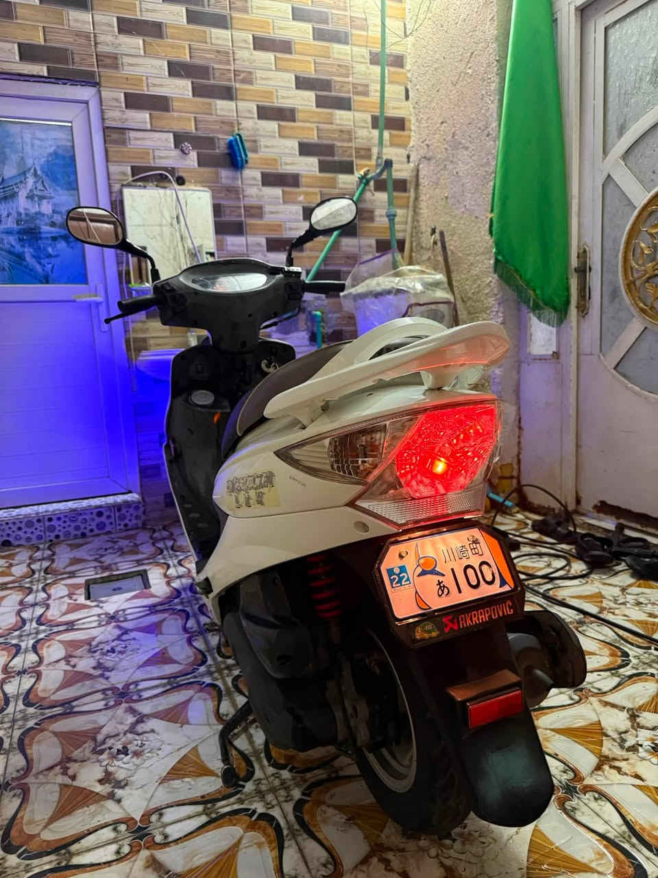 كامكو V2
كامكو فحل بوليس ✅
مكينة/150cc✅
زوج طلاعات✅
سطاب كرستال✅
زنون✅
كفرات ختم واحد✅
مكينه مكفوله من الفتح✅
موديل 2017 بدون كامره✅
 

تواصل/*********** موجود واتساب

سعرها مليون والشراي يشلع عيوني بيها مجال اله

