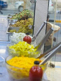 عامل فلافل • ٣ سنوات • واتساب