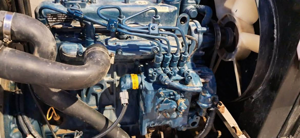 مولد كابوتا ياباني 15 60A KV
4 سلندر 
سعة المحرك 1505
مولد بحاله جيدة شرط التشغيل 
لا بخار لاتنقيص 
للاستفسار *********** واتساب
