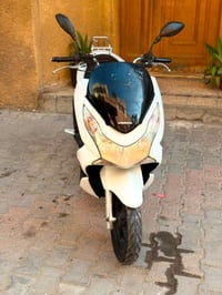 PCX • ياباني • ماشيه ١٩٠٠٠