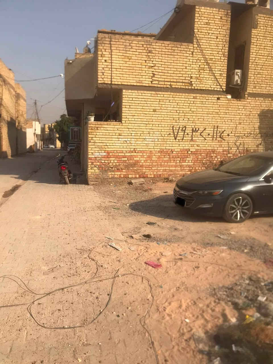 قطعة ارض للبيع
(زراعي شاكر العاني)

المساحة 100 متر مربعة
‏‎الواجهة 10 متر
النزال 10 متر 

قرب مولدة كاظم الدراجي
سند 25 طابو زراعي 

‏‎تكون المكاتبة مع صاحب الارض الرسمي ويكون العقد والاقرار بأسم المشتري مباشرةٍ

‏عرض‎ الشارع 8 متر مقرنص

المنطقة كاملة  وسيتم قريباً فتح البناء بأذن الله
‏‎( الخدمات ماء كهرباء مقرنص مجاري) 

واي ضمانات قانونية اني حاضر  

السعر 80 مليون
للأستفسار صاحب القطعة 

 (***********)
(***********)
