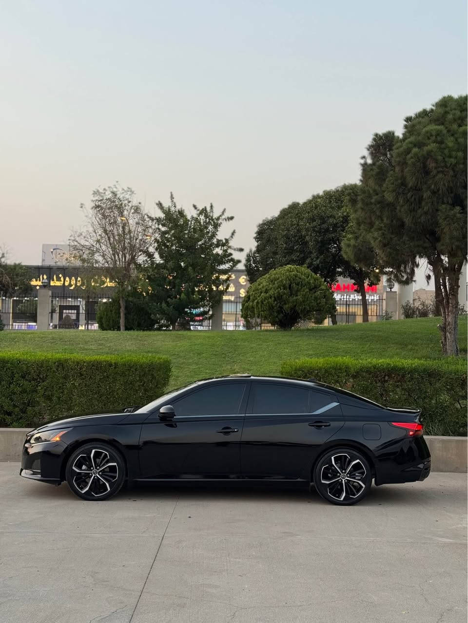 ﷽
 
 سعر 166 وەرەقە ✅
Nissan Altima 2023 SR  Plus
نیسان ئاڵتیما ٢٠٢٣ فول مواسەفات SR
‎ شکڵ گۆراو تاقانەی عێراق 
تەنها 36 Miles رۆشتوە
سڵایت شاشە گەورە ALTIMA ١٢ ئێرباگ 
سوکان فۆلیوم + شاشە گەورە و لەمس GPS+ 
‎بەسمە + دەسک بەسمە + سنوق بەسمە + شەخاڵ
‎لایت لید 
‎ڕادار پێش + دواوە + لاتەنیشتەکان+ خەتی جادە  +
 تەحدید سورعە +  کارەبای +ئۆتۆ + هەردوو ئاوێنەکان یشارەت  + دواوەش کامێرایە + شاشە گەورە + شەحن وایەر لێس 
کوشن هیتەر+ سوکان هیتەر + بیلادی ناو لیدە ١٧ ڕەنگ 
 1N4BL4CV9PN300783

تیبینی : سیارەکە بی لیدرانە بی دەعمە  بی ناو  گرتنە پشت و پیش کەپسە تەنها بۆنیت کلیرە بی دەعم 
ژمارە تەلەفۆن 
*********** whatsApp☎️
ناونیشان:هەولیر📍 أربيل, العراق
