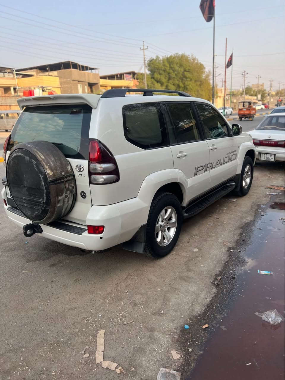 سلام عليكم سياره برادو ٢٠٠٩سياره. مكفوله ضربه وتبديل 
بيه صبغ مكان الخطه فقط ولباقي كفاله  سياره جاهزه للاخير  ومابيه نقص السعر ١٥٠ وبيه مجال قليل وهاذ رقم رقم راعيه *********** البصرة, العراق
