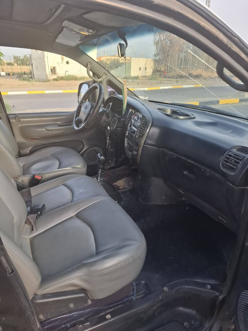 هونداي ٧ راكب • نظيفة • عائلية