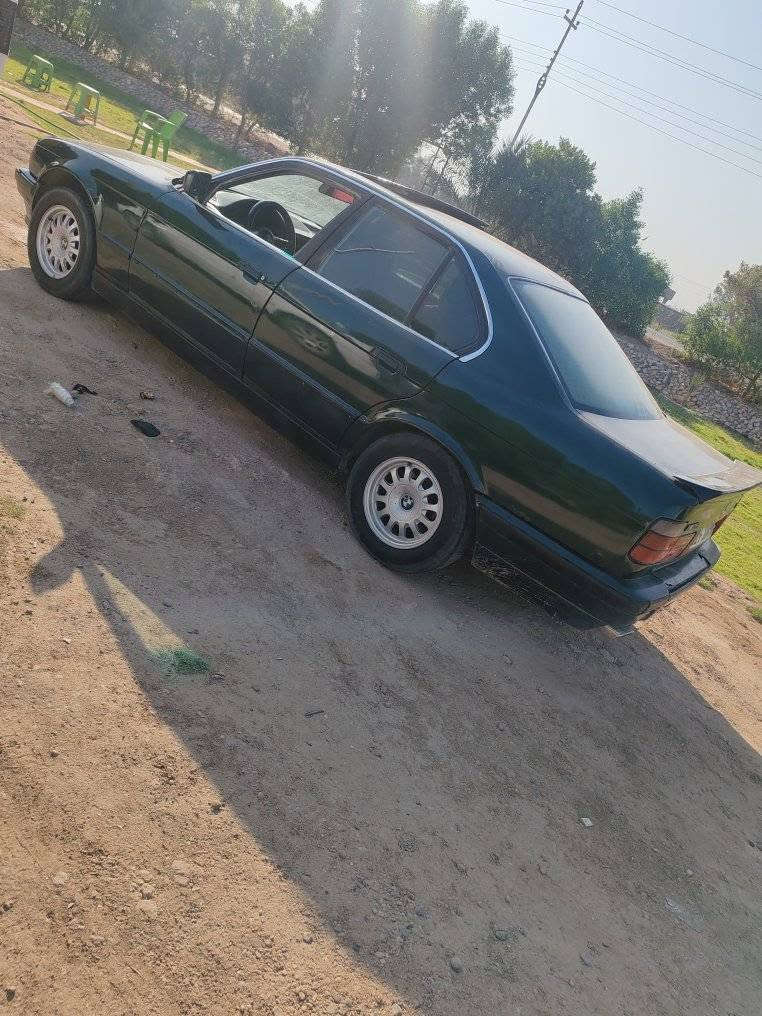 بي ام 525 • موديل ١٩٩١ • رقم بغداد