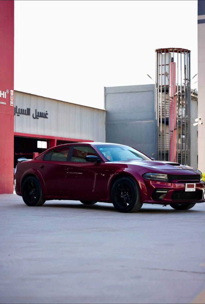 بيع او مراوس ب سوناته
دوج جارجر للبيع   2020
 محرك : 5.7 :V8
فول مواصفات
سلايت قماره
لايت زينون
مانع انزلاق
كزوز دبات سود
كشنات حضن + كشن السايق كهرباء
تحكمات ستيرن
شفتات سرعه
حساس خلفي
كامره خلفيه دواره
تشغيل عن بعد
شاشه كاربلي
رقم بغداد بأسمي 

تقرير سرقه بدون ضربه
مكان السيارة : النجف 

#السعر :190 وبيها مجال بسيط 

***********
***********
