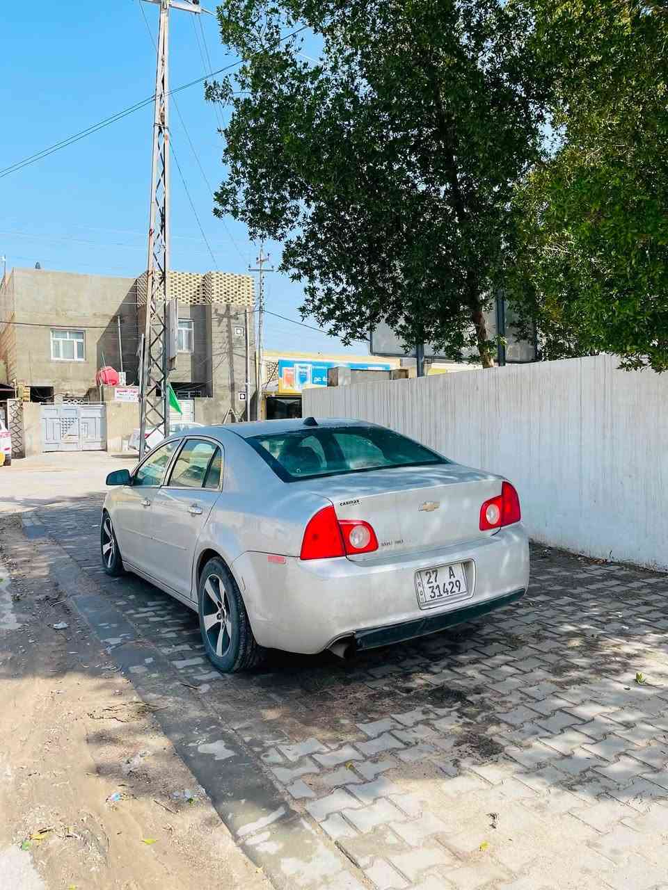 للبيع

سلام عليكم 

ماليبو موديل 2012 

محرك 2.4

 فول مواصفات للأخير 

فتحة سقف طكتين

تدفئة كشنات 

نقطة كهرباء داخلية 

مراية وسطية تعتيم 

السيارة كلها دبل جام 

داخل بيجي ورصاصي وبقية المواصفات المعروفة 

حادثها جاملغ وبنيد وبيها صبغ الجاملغ الثاني و باب السائق 

السيارة رقم دولي 

‭*********** ‬ رقمي اتصال او واتساب متوفر للاستفسار 

محرك كايم 

اي نقص ثاني مابيها

48 وبيها مجال
