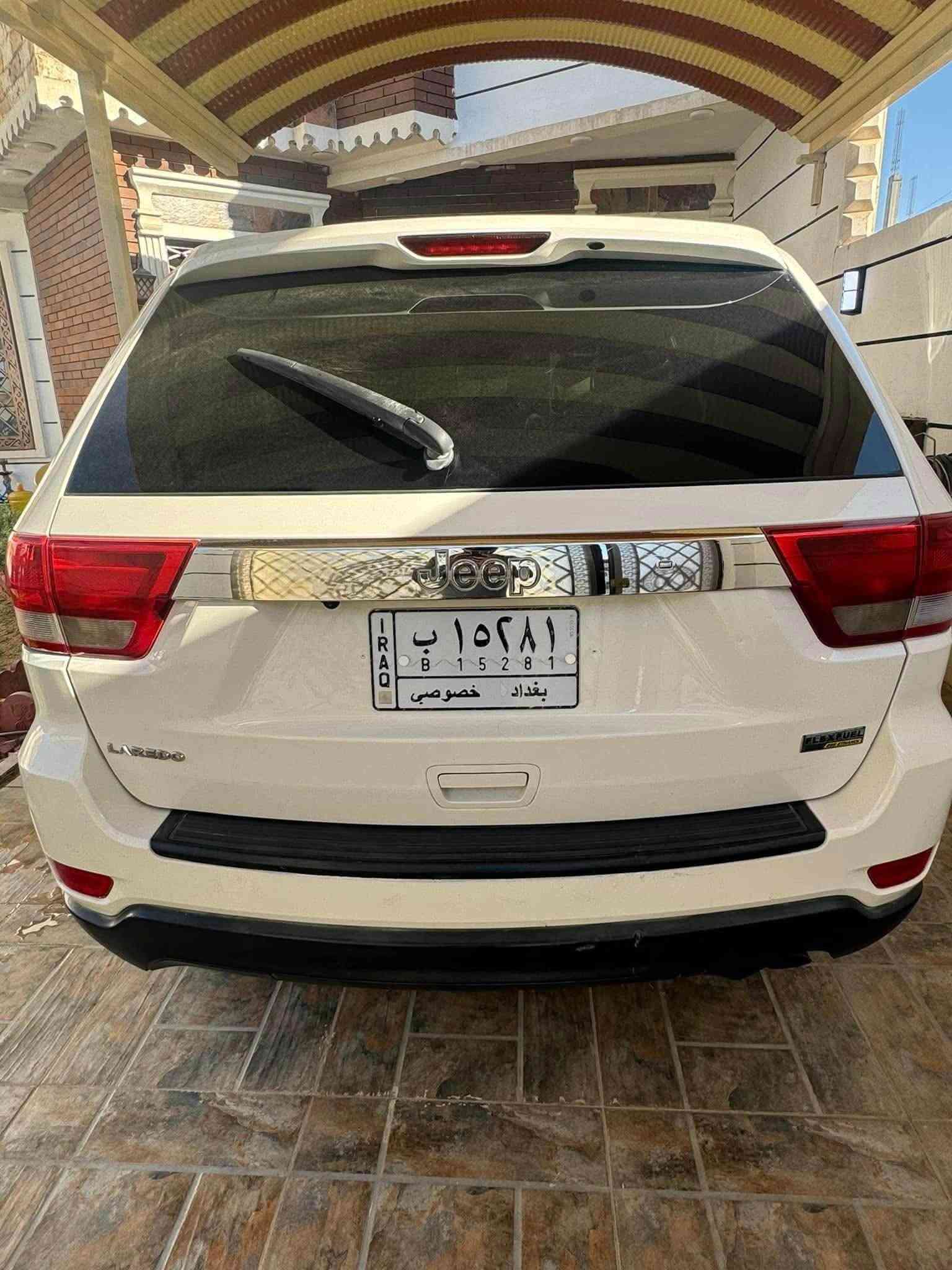 جيب موديل 2011 كلين بيها قطعه صبغ عكس السايق الخلفي سونارها موجود
السعر خاص للاتصال 
***********
